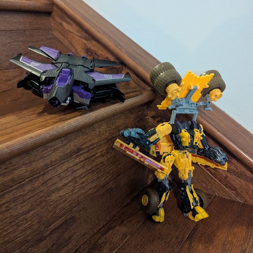 Transformers Payload & Combiner Wars Skywarp Leader Set of (2) Transformers